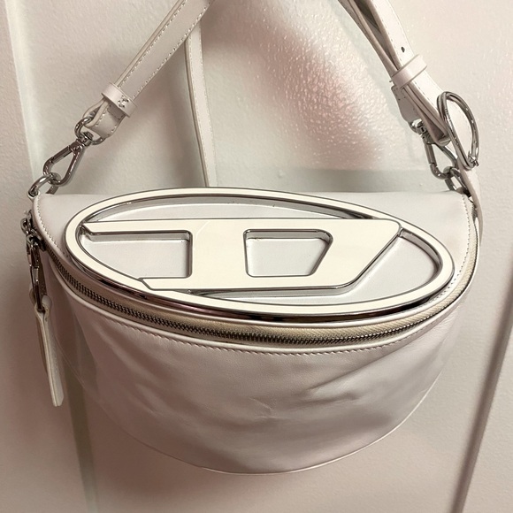 Diesel 1DR Convertible Logo-Plaque Crossbody Saddle Bag - Picture 4 of 9